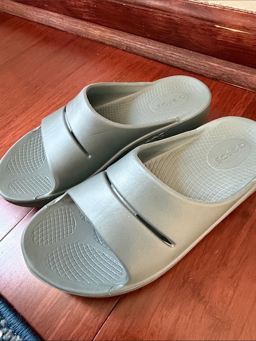Oofos OOahh Slide Sandals
